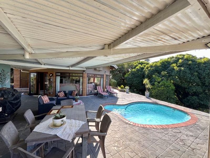 An Attractive  3-Bedroom House in Umkomaas - Photo 5