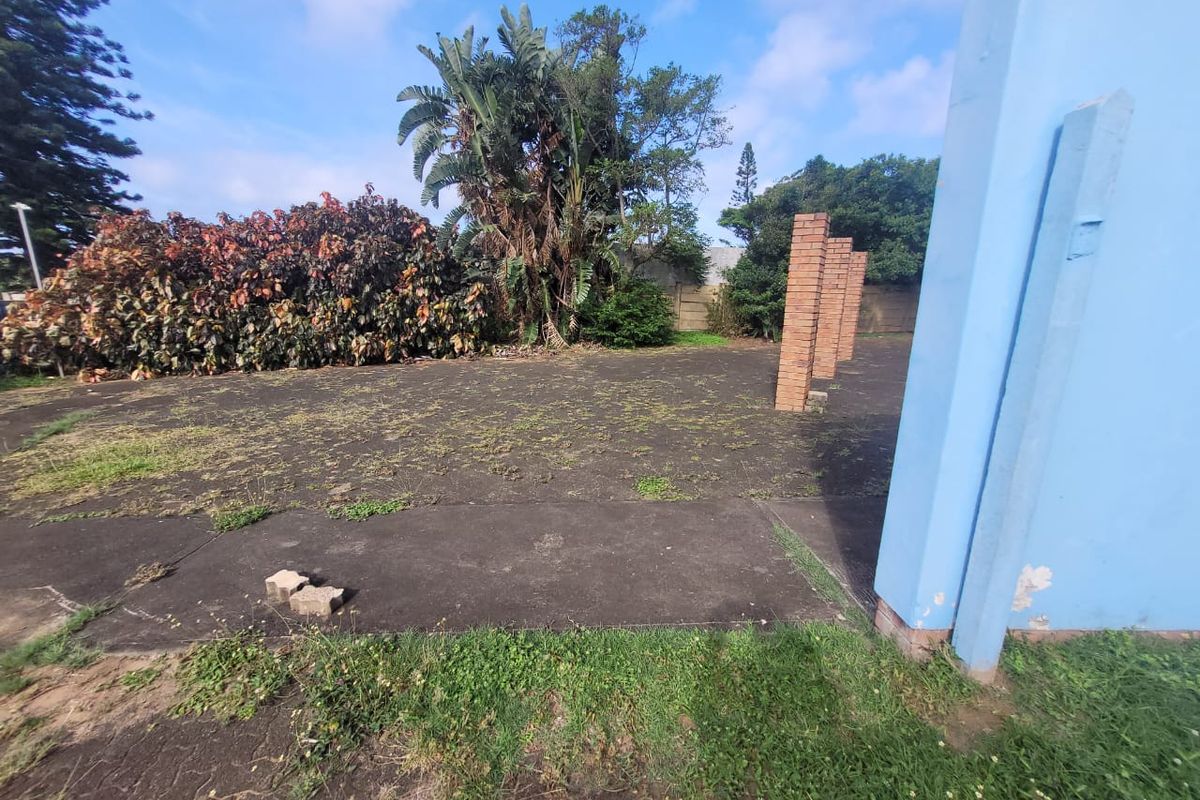 Commercial Property Up For Grabs !!! - Photo 4