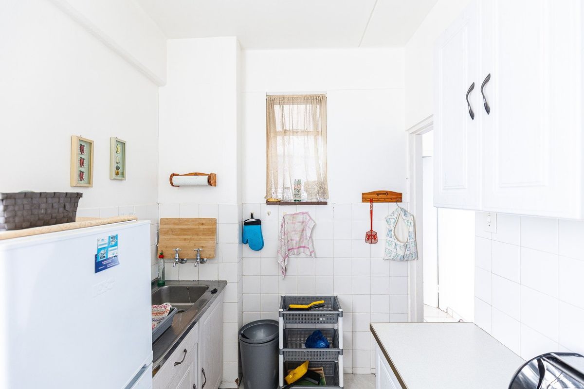 Beachfront Bliss - Ground Floor Unit On The Beach - Photo 5