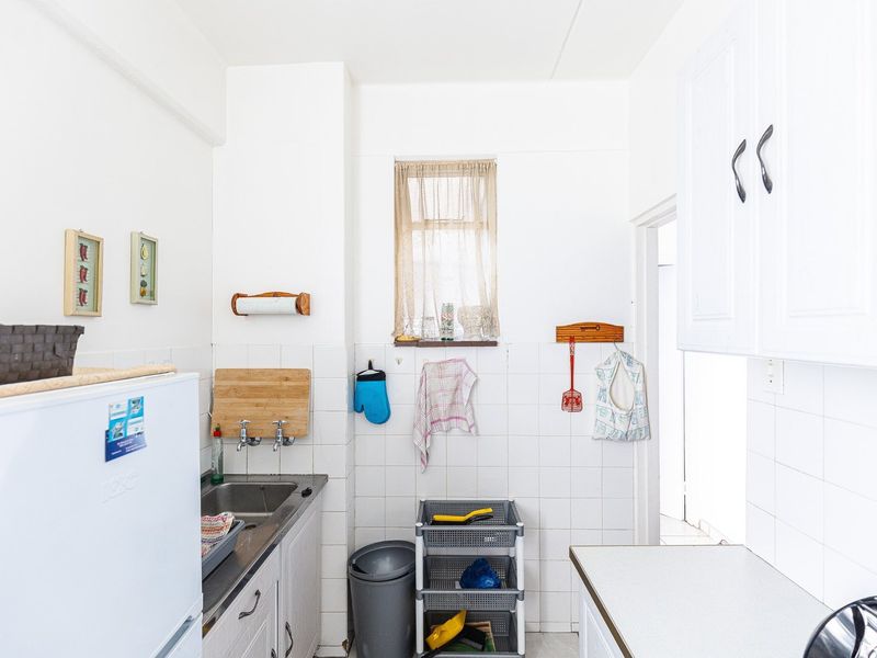 Beachfront Bliss - Ground Floor Unit On The Beach - Photo 5