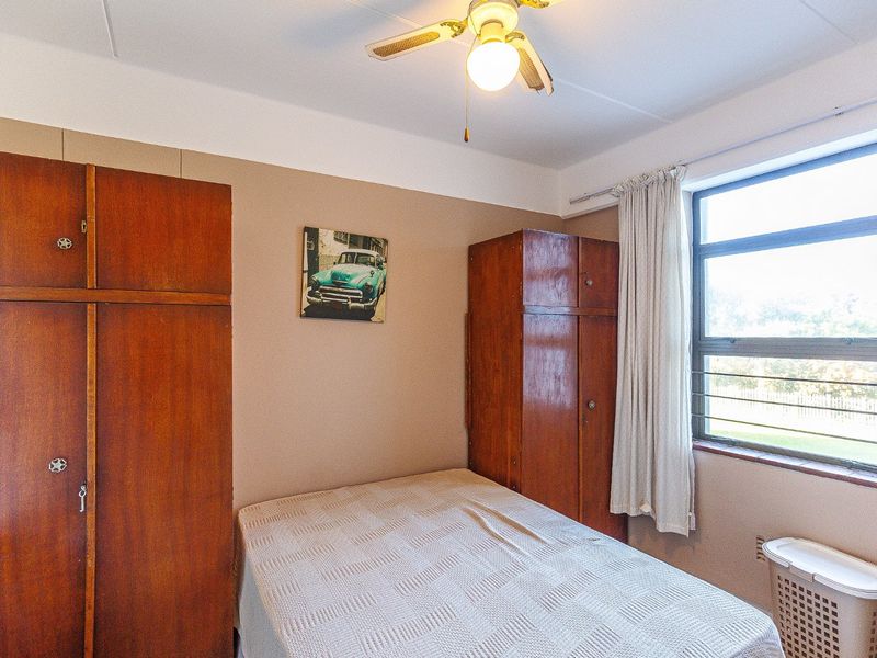 Beachfront Bliss - Ground Floor Unit On The Beach - Photo 10