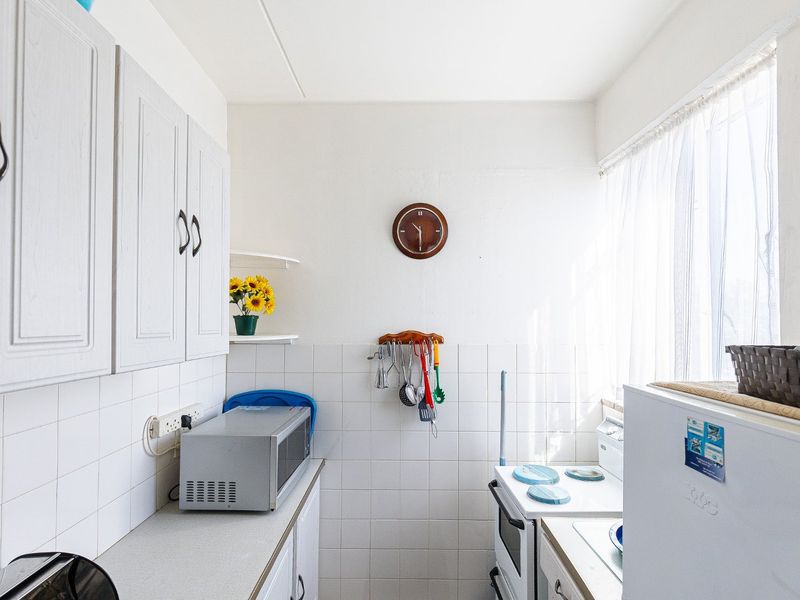 Beachfront Bliss - Ground Floor Unit On The Beach - Photo 3