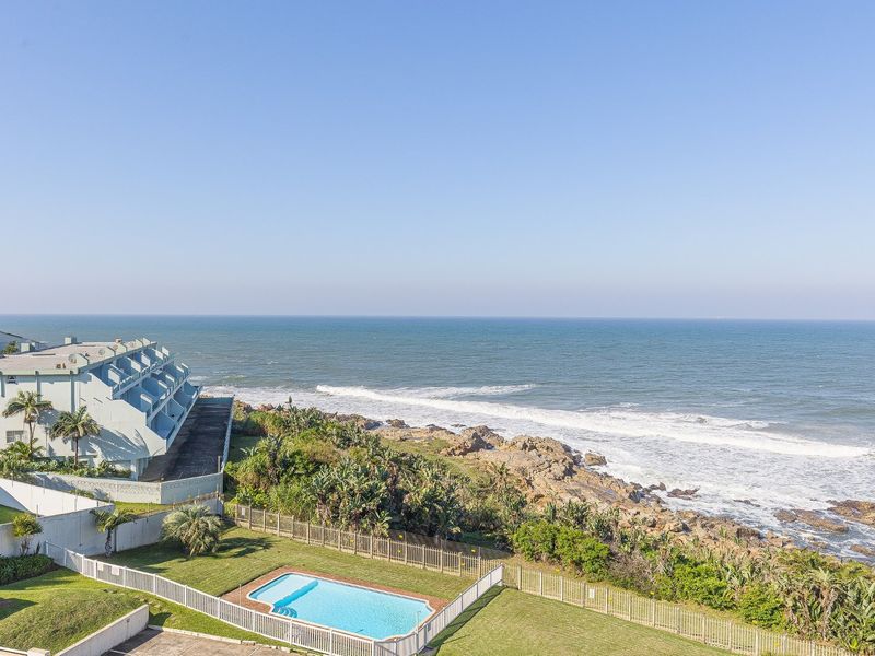 Beachfront Complex ! - Photo 1