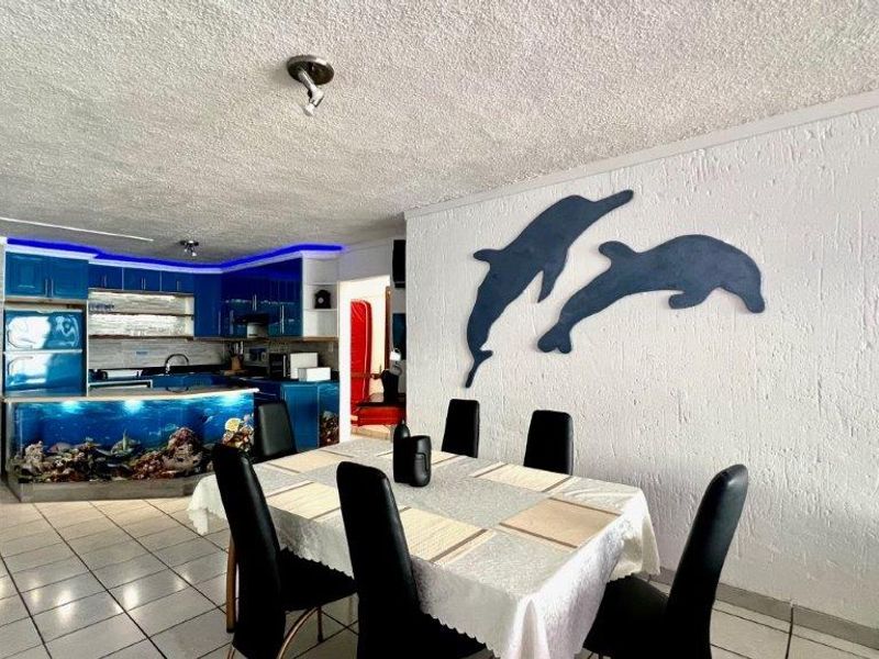 Beachfront Apartment In Uvongo - Photo 9