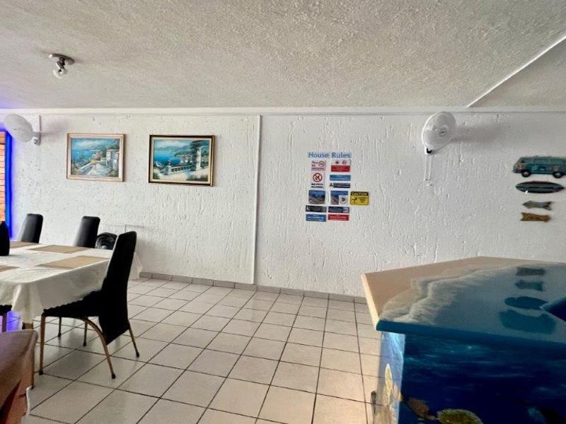 Beachfront Apartment In Uvongo - Photo 8