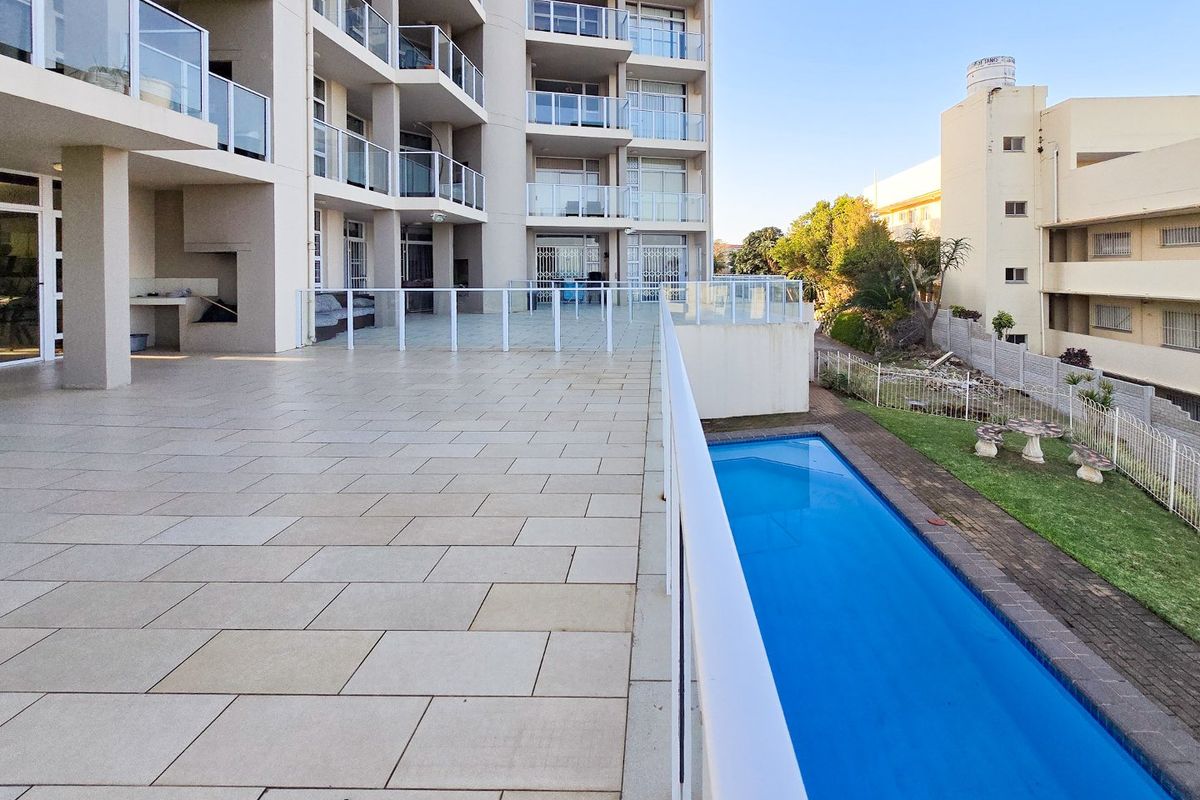 Neat With A View ! - Photo 2