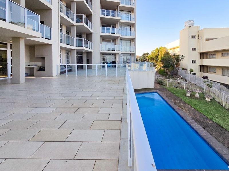 Neat With A View ! - Photo 2