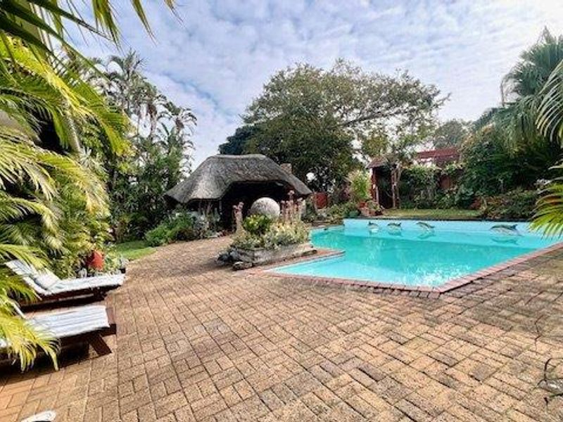 Large Family Home In Uvongo - Photo 10