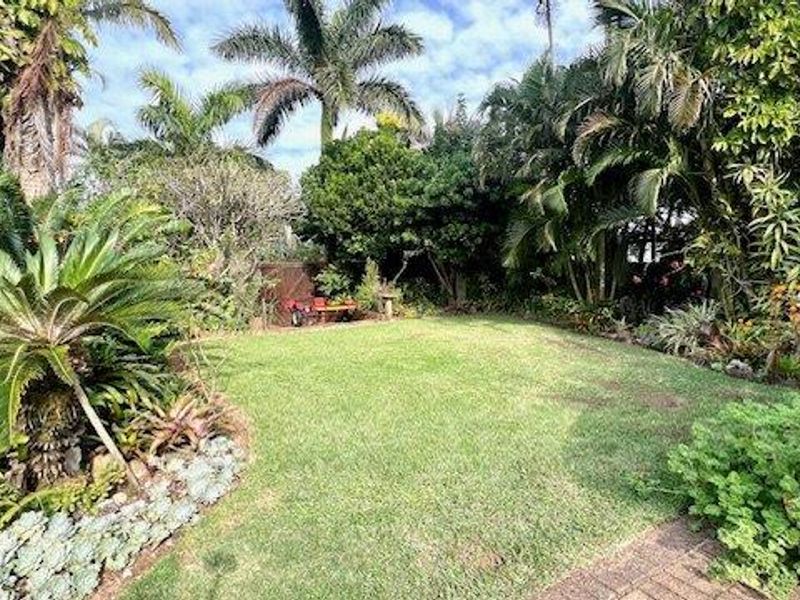 Large Family Home In Uvongo - Photo 9