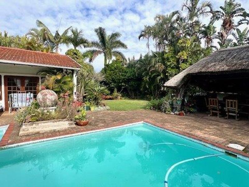 Large Family Home In Uvongo - Photo 5