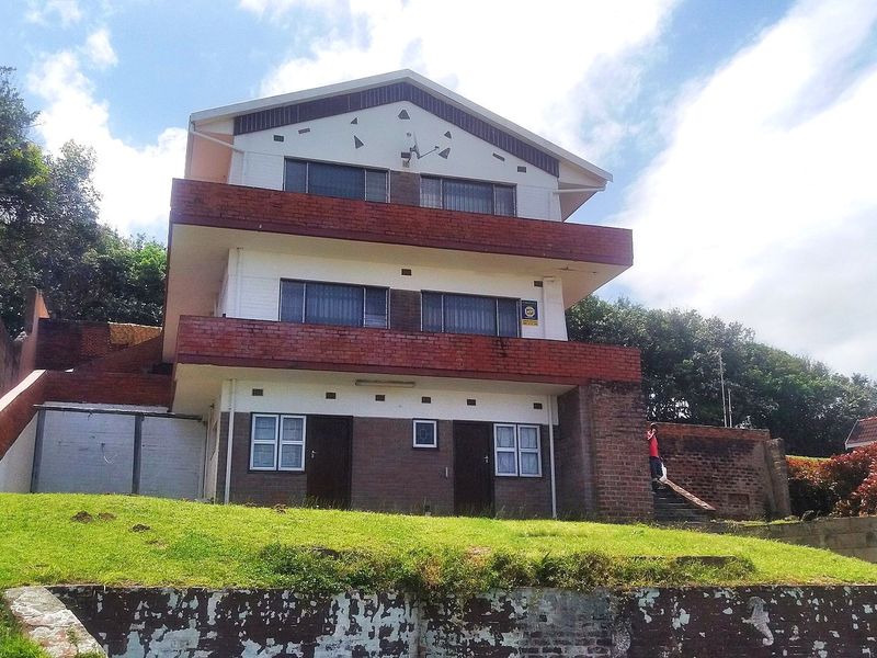 A Multi-Storey Home with Amazing Sea Views! - Photo 1