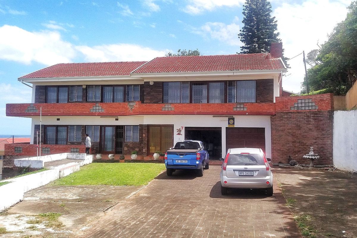 A Multi-Storey Home with Amazing Sea Views! - Photo 3