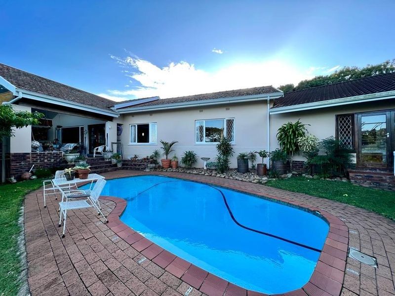 Great Investment 5 Homes On One Property !!! - Photo 1