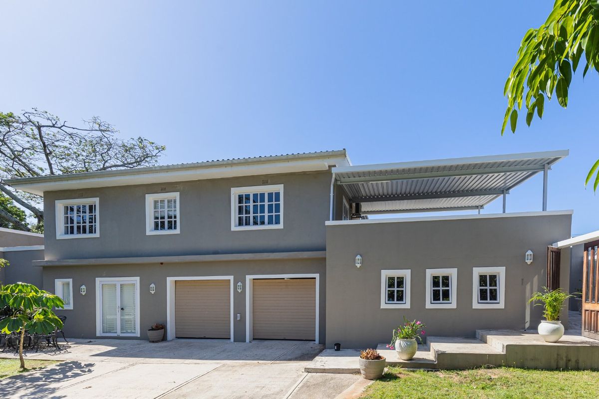 Stunning House In Pennington! - Photo 2