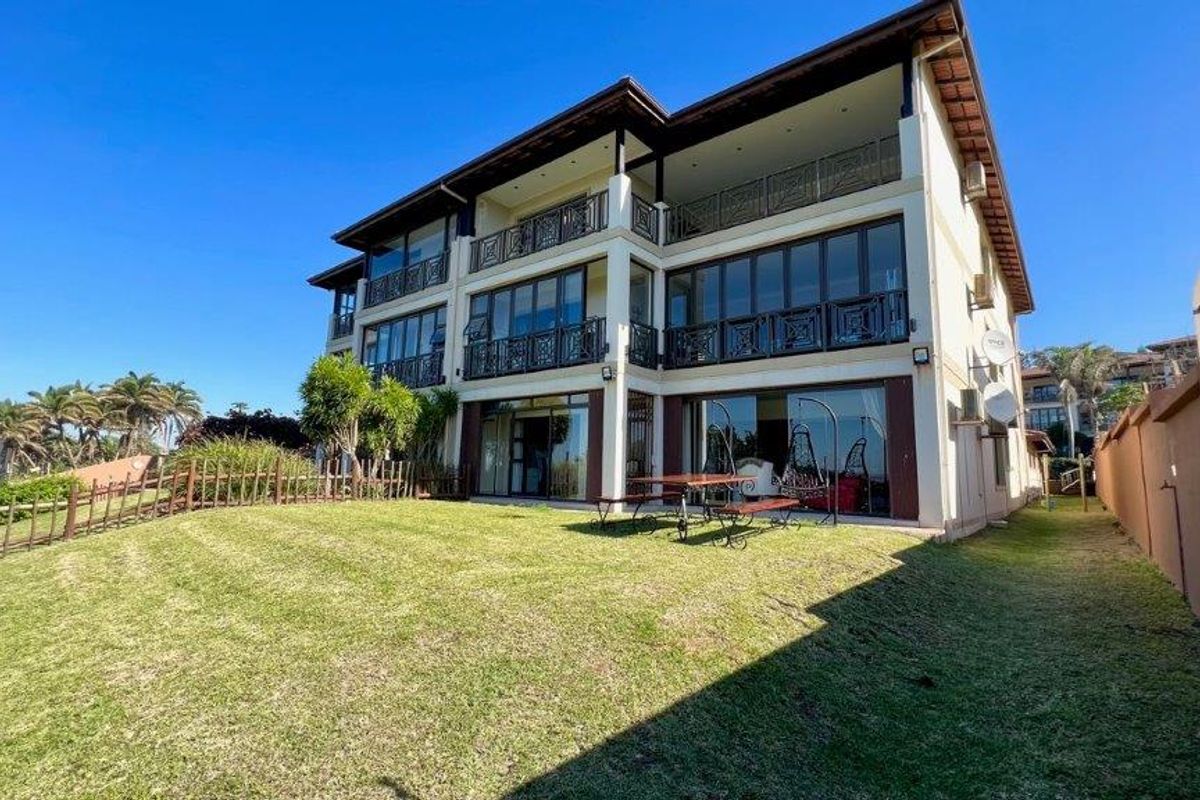 Luxurious Top Class Ground Floor Apartment On Shelly Beach - Photo 2