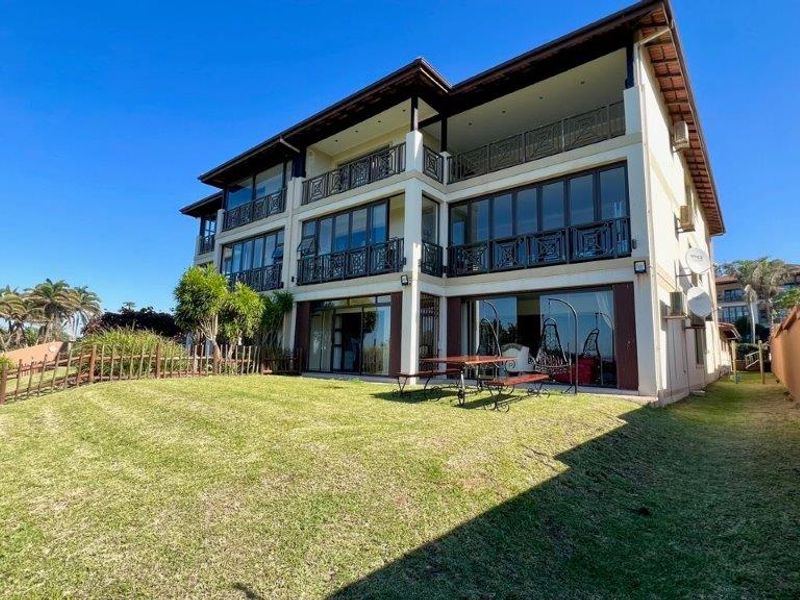 Luxurious Top Class Ground Floor Apartment On Shelly Beach - Photo 2