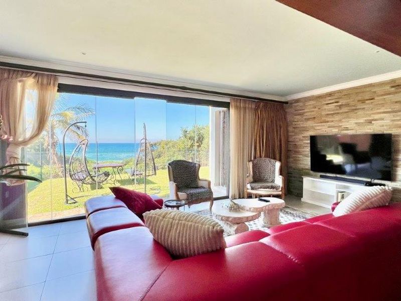 Luxurious Top Class Ground Floor Apartment On Shelly Beach - Photo 8