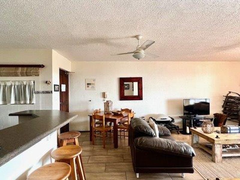 Ground Floor Beachfront 3 Bedroom Apartment On Uvongo Beach - Photo 9