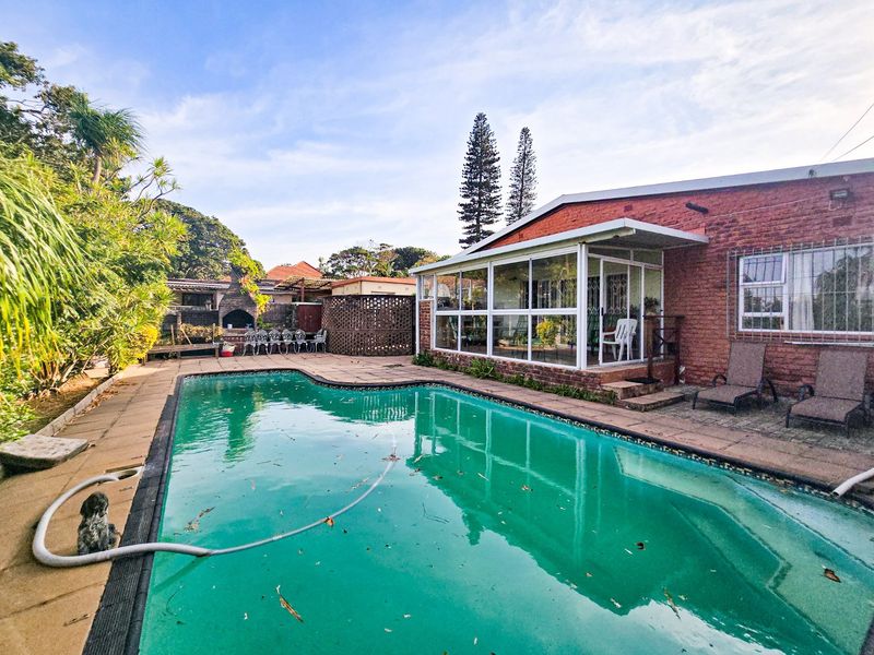 Large Solid Home In Uvongo  - Photo 2