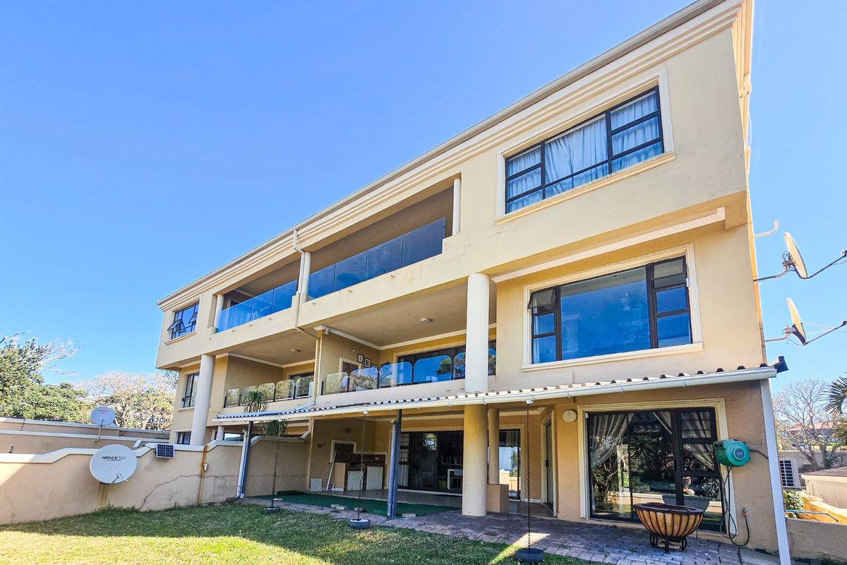 Beachfront Bliss! - Photo 3