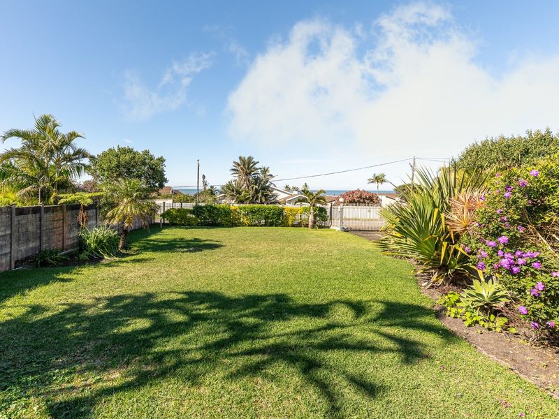 Street Appeal With Sea Views And A Great Address!! - Photo 3