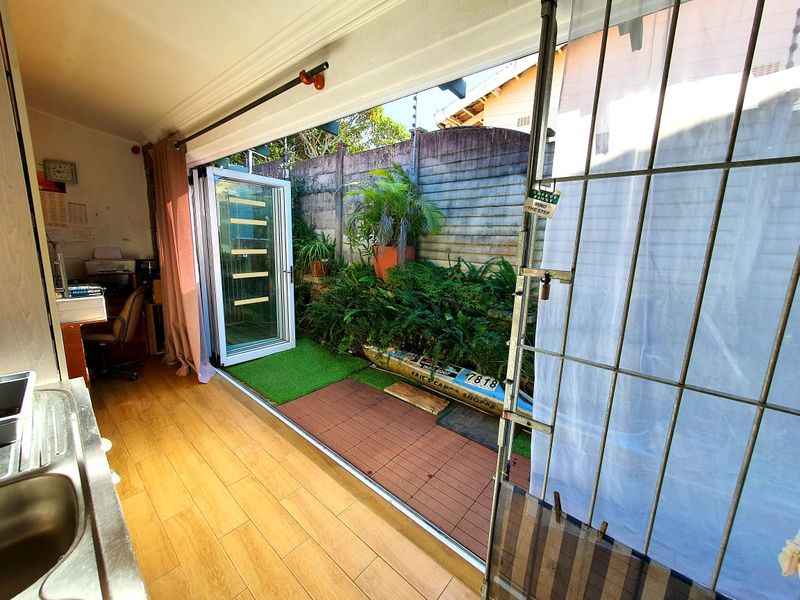 Two Dwellings On One Stand With Sea Views - Photo 6