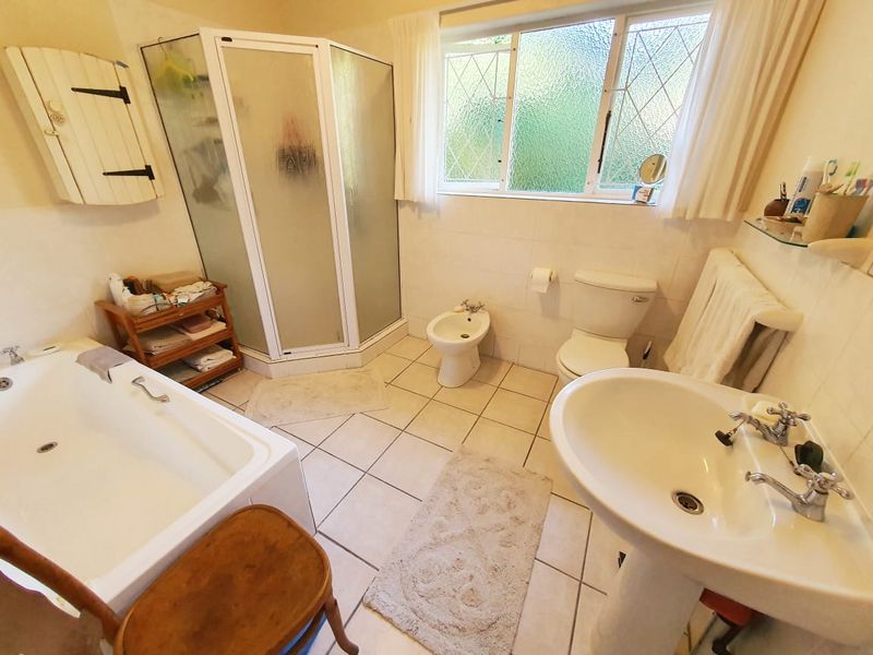 3 Bedroom Tropical Paradise  - Photo 10