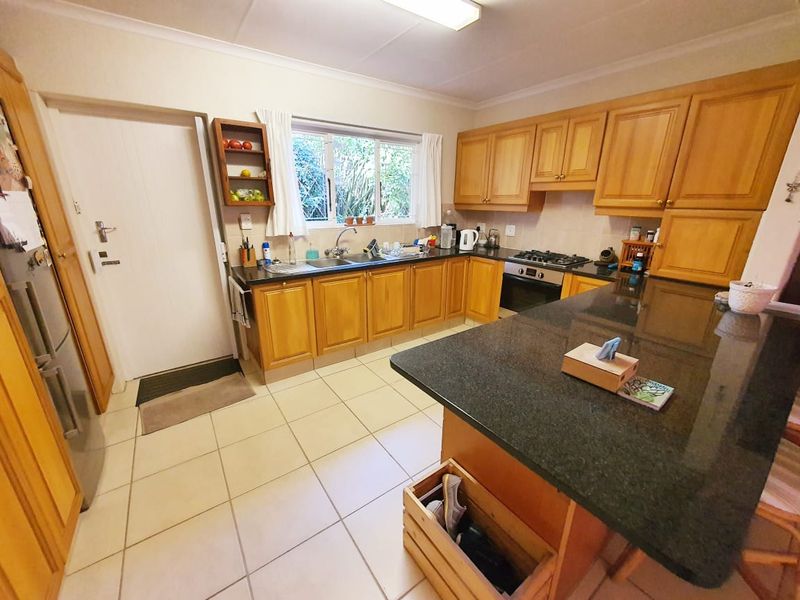 3 Bedroom Tropical Paradise  - Photo 7