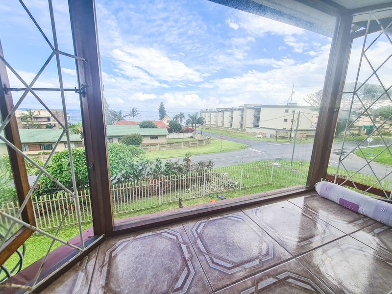 Location And Views! - Photo 4