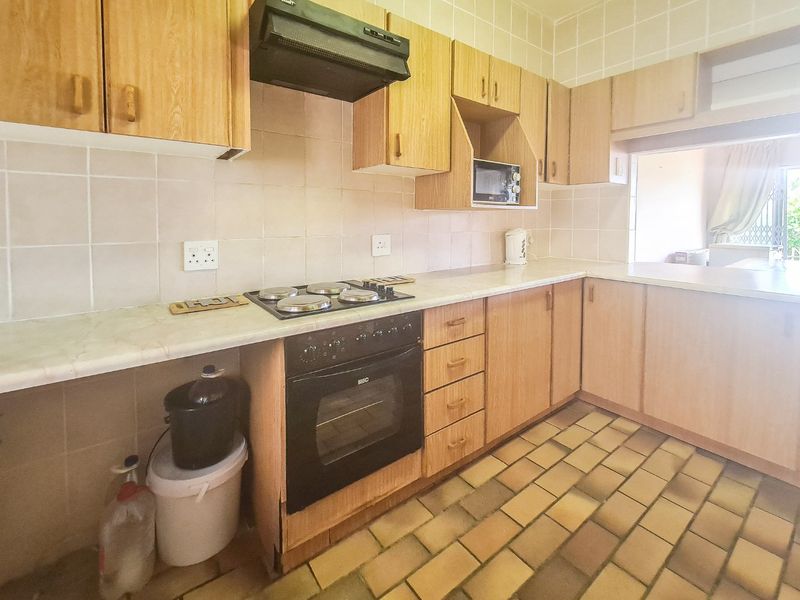 Location And Views! - Photo 7