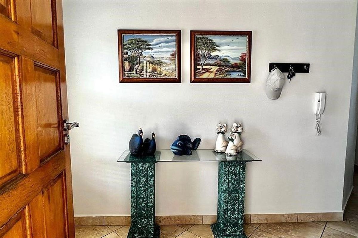 Modern Beachfront Apartment On Uvongo Beach - Photo 4