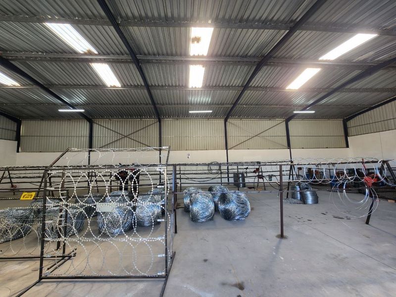 Warehouse Factory In Prime Area - Photo 2