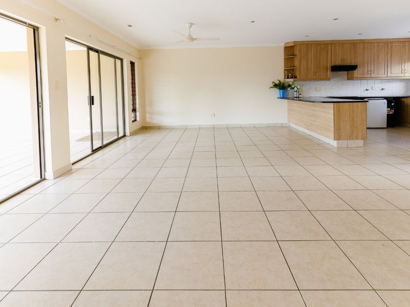 Secure Estate Living In St Michaels On Sea - Photo 5