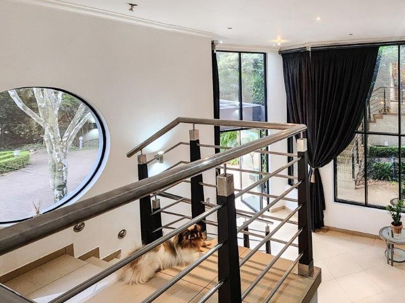 Home Of Distinction At An Exclusive Address - Photo 9