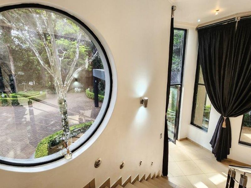 Home Of Distinction At An Exclusive Address - Photo 8