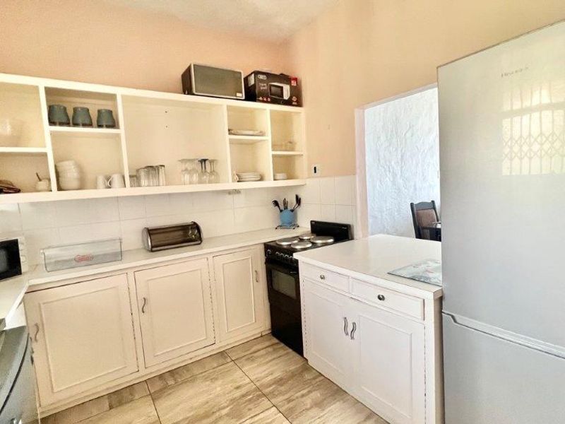 Beachfront Complex In Ramsgate  - Photo 9