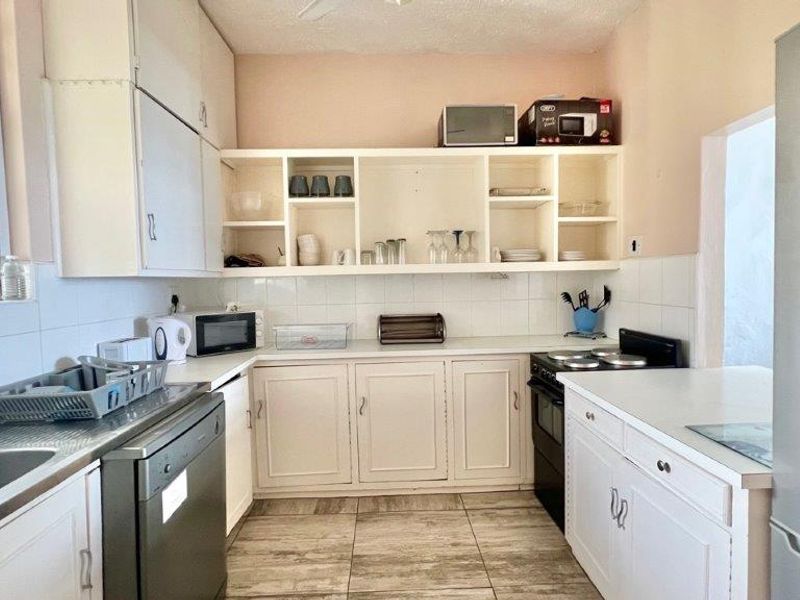 Beachfront Complex In Ramsgate  - Photo 8