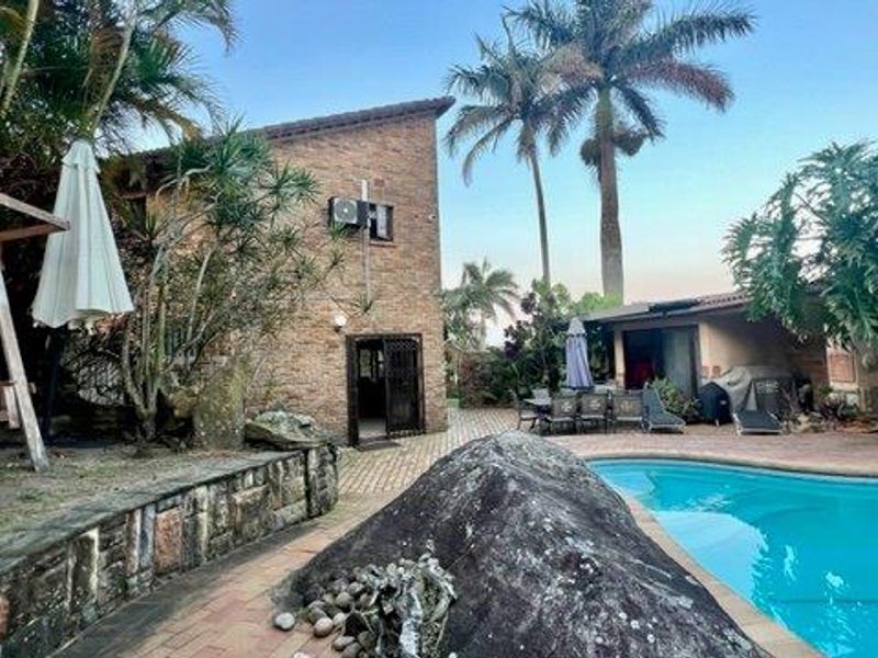 Attractive Facebrick Residence With Lovely Sea Views  - Photo 7