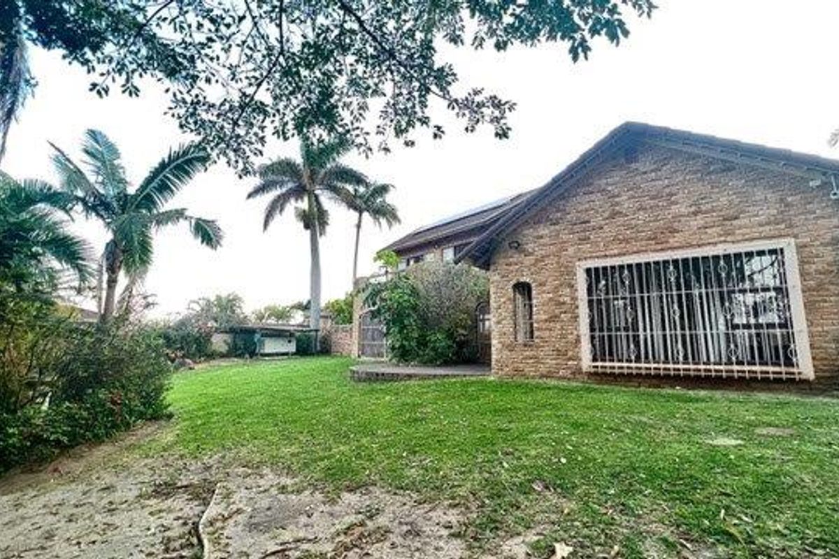 Attractive Facebrick Residence With Lovely Sea Views  - Photo 3