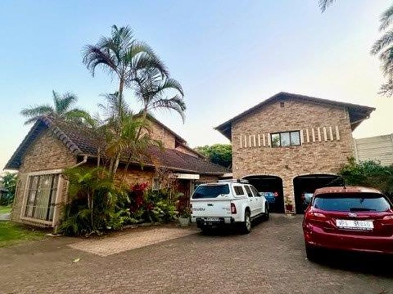 Attractive Facebrick Residence With Lovely Sea Views  - Photo 4