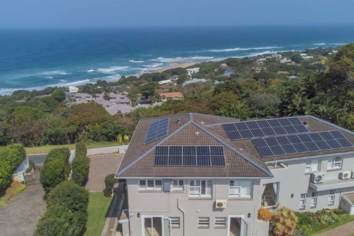 Exquisite Stylish Ultimate Luxury Living In Southbroom - Photo 3