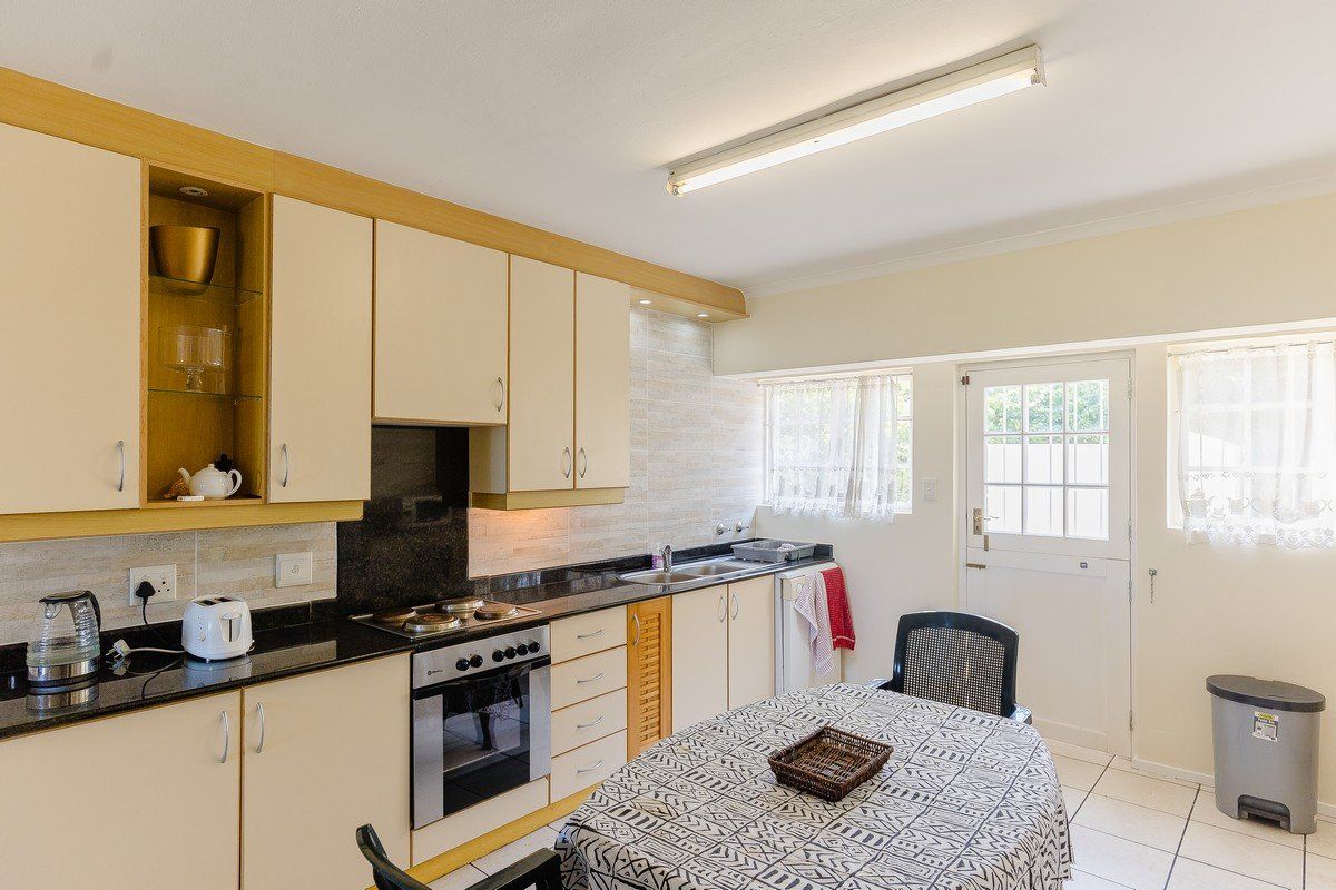 Attractive Townhouse In Peaceful Complex - Photo 3