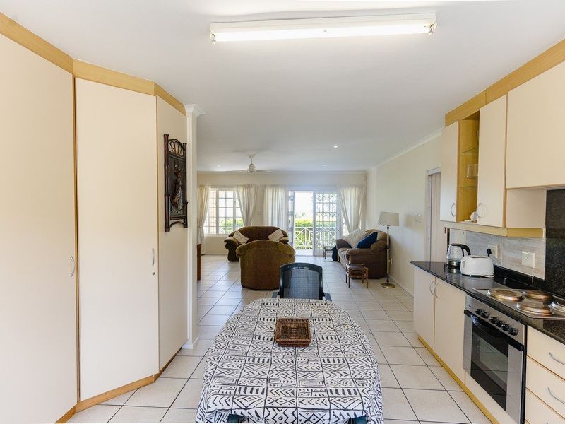 Attractive Townhouse In Peaceful Complex - Photo 5