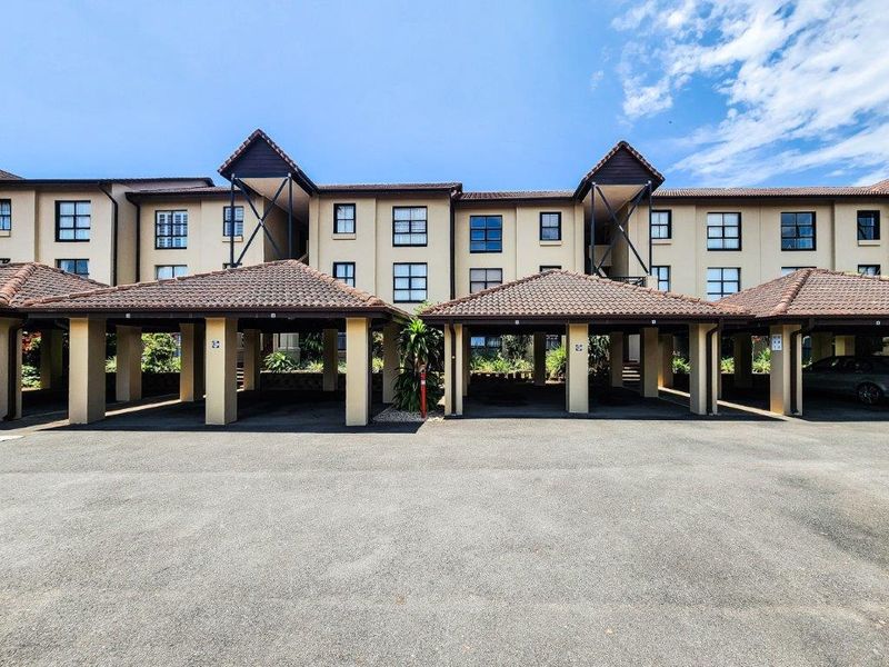 A Gem Of An Apartment !! - Photo 3