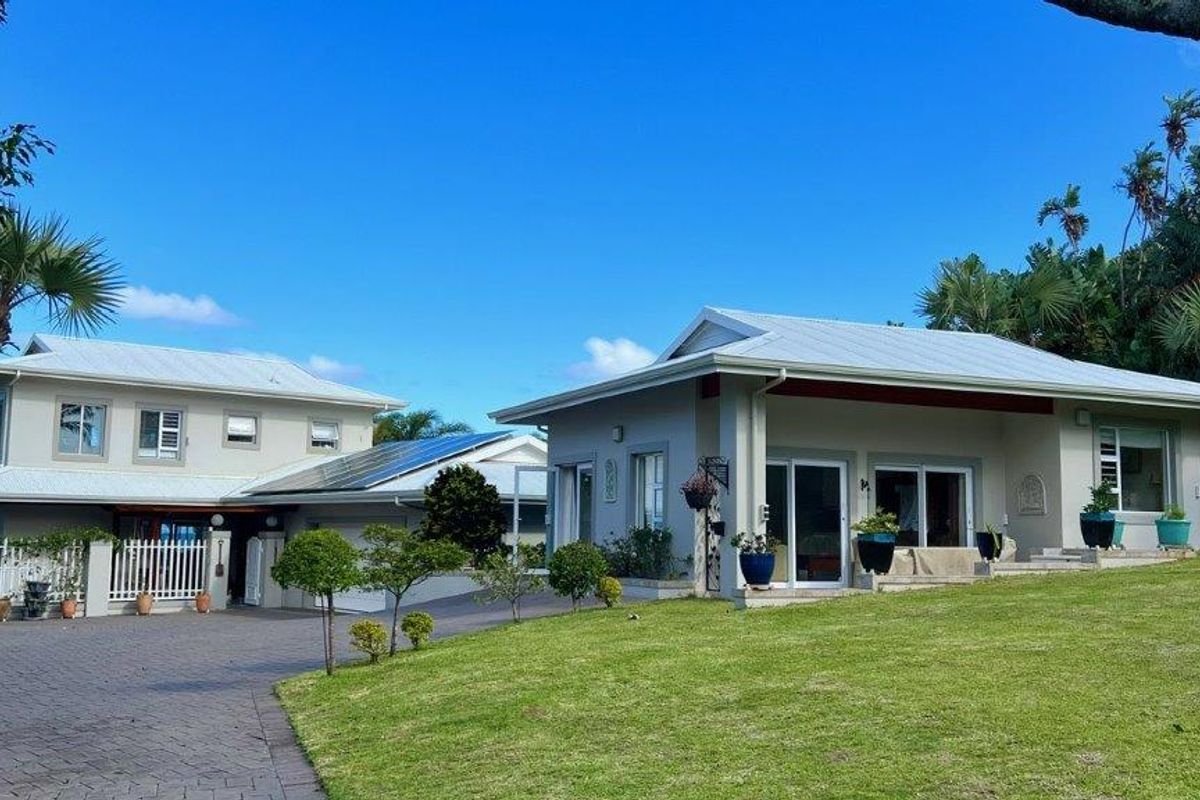 Luxurious Family Residence In The Heart Of Southbroom - Photo 2