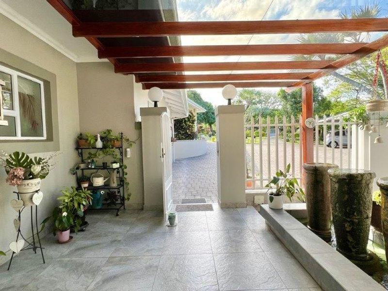 Luxurious Family Residence In The Heart Of Southbroom - Photo 8