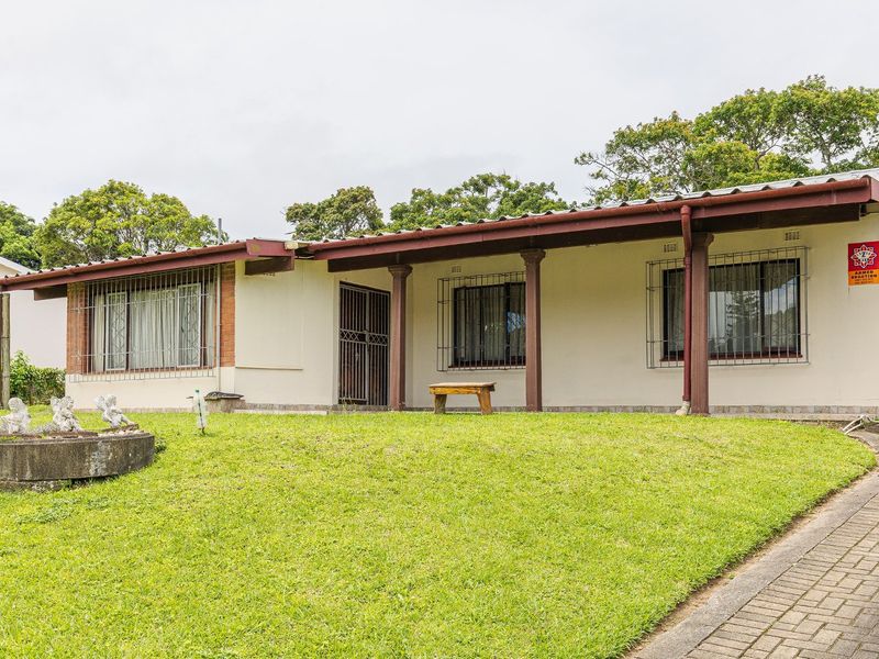 Newly Renovated Home In Oslo Beach - Photo 2