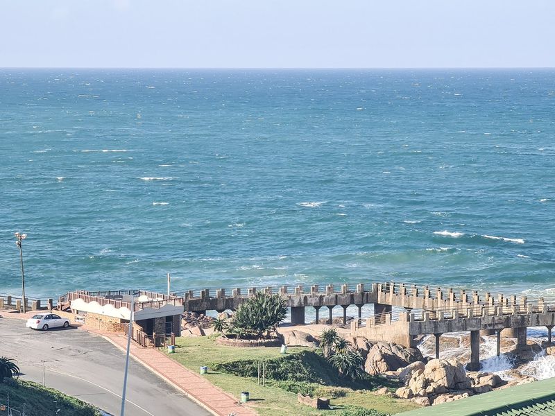 Ground floor Unit In A Beachfront Complex  - Photo 7