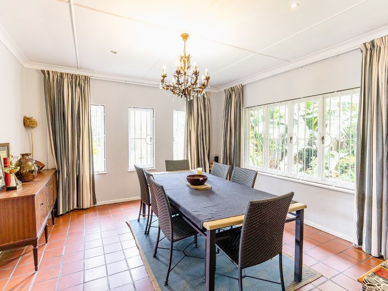 Large Residence On The Beach - Photo 7