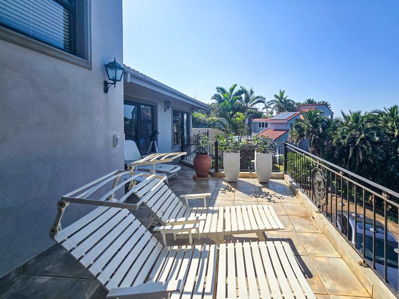 Tuscan Style Residence With Sea Views  - Photo 4